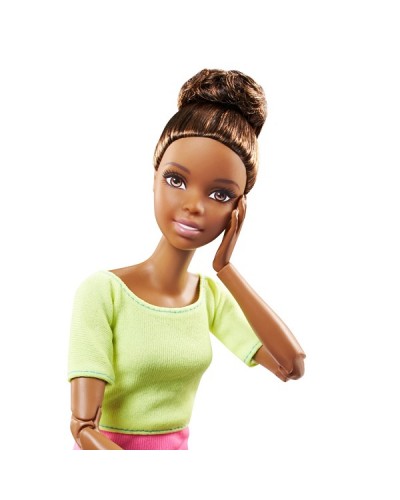 Шарнирная кукла Барби Афроамериканка серии «Безграничные движения»